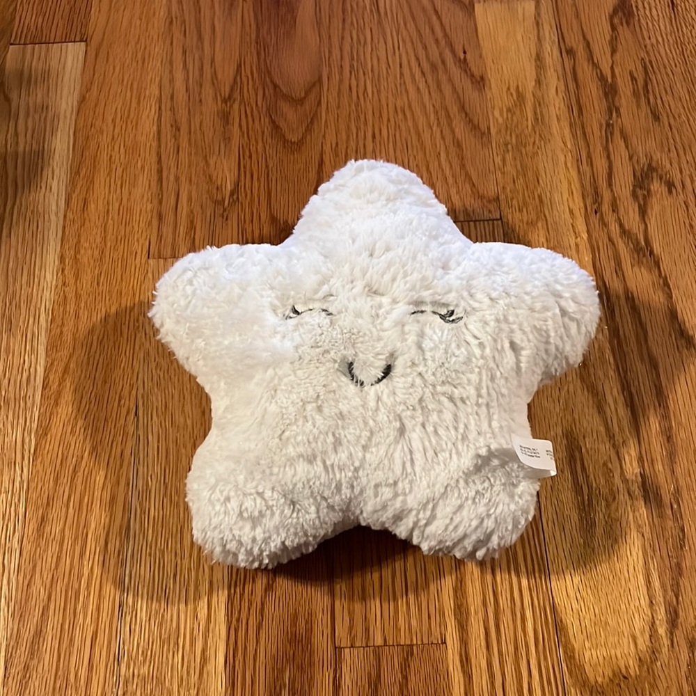 Star accent pillow